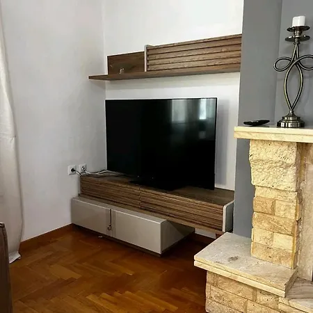 Kouros Kalamitsa Apartment *