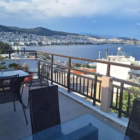 Kouros Kalamitsa Apartment