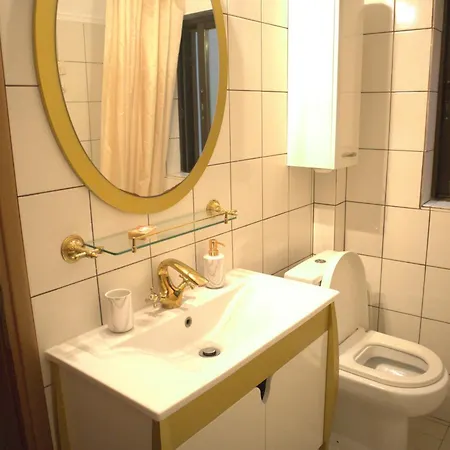 Kouros Kalamitsa Apartment Kavala